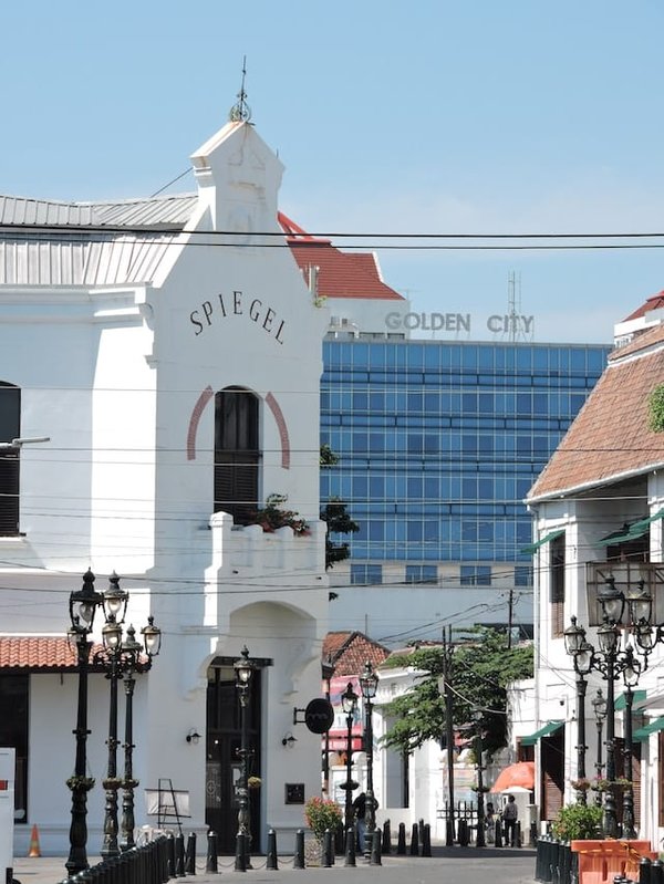 Visiter Semarang : Guide ultime des attractions et expériences inoubliables en Indonésie